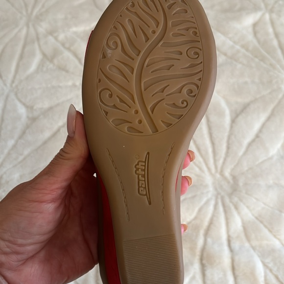 Earth Caper Suede Wedge Womens Red Suede Wedges Heels Shoes. NWT - Picture 5 of 7